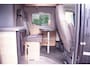 Dethleffs Globetrail KW 600 Buscamper met Hefdak voor extra slaapplaats Luifel, Airco, Cruise Control, Direct Leverbaar