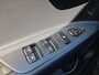 Kia Stonic 1.0 T-GDi MHEV DynamicLine | Cruise control | Achteruitrijcamera | Apple Carplay& Android Auto | LM Velgen | rijstrooksensor met correctie | Fabrieksgarantie t/m 15-02-2031 + 3x 1 jaar* | Allseason Banden | NAP