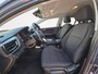 Kia Stonic 1.0 T-GDi MHEV DynamicLine | Cruise control | Achteruitrijcamera | Apple Carplay& Android Auto | LM Velgen | rijstrooksensor met correctie | Fabrieksgarantie t/m 15-02-2031 + 3x 1 jaar* | Allseason Banden | NAP