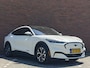 Ford Mustang Mach-E Extended RWD 98 kWh | SOH 95% | Climate Control | Adaptive Cruise Control | 360 Graden Camera | Elektrische Bestuurderstoel met Geheugenfunctie | Panoramadak | Lederen Bekleding | Carplay |