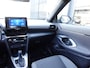 Toyota Yaris Cross 1.5 Hybrid Business Plus (Navi/Carplay,Panoramadak,Keyless,Camera,Elek.achterklep,Stoel/stuurverwarming,HUD)