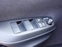 Toyota Yaris Cross 1.5 Hybrid Business Plus (Navi/Carplay,Panoramadak,Keyless,Camera,Elek.achterklep,Stoel/stuurverwarming,HUD)