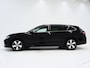 Volkswagen Passat Variant 1.5 eHybrid Elegance | 5 Jaar Garantie | Panoramadak | Leder | Trekhaak | Harman/Kardon | HUD | 360 | Sfeerlicht | Keyless