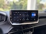 Peugeot 2008 1.2T 100pk Allure | Facelift model | Parkeersensoren voor + achter | Apple Carplay/Android Auto | Climate Control | Lichtmetalen velgen