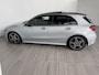 Mercedes-Benz A-klasse 180 Business Solution AMG | Panoramadak | Widescreen | Sfeerverlichting | Achteruitrijcamera | Stoelverwarming |