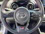 Toyota Yaris 1.5 Hybrid GR Sport | All-Season banden | Keyless entry en start | Stoel verwarming | kunstlederen/alcantara bekleding