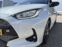 Toyota Yaris 1.5 Hybrid GR Sport | All-Season banden | Keyless entry en start | Stoel verwarming | kunstlederen/alcantara bekleding