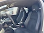 Toyota Yaris 1.5 Hybrid GR Sport | All-Season banden | Keyless entry en start | Stoel verwarming | kunstlederen/alcantara bekleding