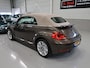 Volkswagen Beetle Cabriolet 1.2 TSI 70's Edition Leer Airco-ECC Navigatie Xenon Sportvelgen 18 inch Disc Elektrische kap Cruisecontrol Boekjes aanwezig
