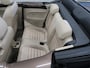 Volkswagen Beetle Cabriolet 1.2 TSI 70's Edition Leer Airco-ECC Navigatie Xenon Sportvelgen 18 inch Disc Elektrische kap Cruisecontrol Boekjes aanwezig
