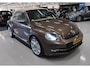 Volkswagen Beetle Cabriolet 1.2 TSI 70's Edition Leer Airco-ECC Navigatie Xenon Sportvelgen 18 inch Disc Elektrische kap Cruisecontrol Boekjes aanwezig