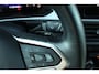 Volkswagen T-Roc 1.5 TSI 150pk DSG Life | Apple CarPlay/Android Auto | Adaptive Cruise | Park Assist