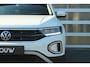 Volkswagen T-Roc 1.5 TSI 150pk DSG Life | Apple CarPlay/Android Auto | Adaptive Cruise | Park Assist