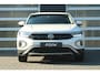 Volkswagen T-Roc 1.5 TSI 150pk DSG Life | Apple CarPlay/Android Auto | Adaptive Cruise | Park Assist