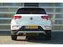 Volkswagen T-Roc 1.5 TSI 150pk DSG Life | Apple CarPlay/Android Auto | Adaptive Cruise | Park Assist