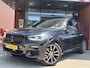 BMW X3 xDrive20i High Executive // NAVI // CAMERA // TREKHAAK // PANO -SCHUIF KANTELDAK // M-PAKKET!! //