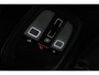Volvo XC90 T8 Plug-in hybrid Ultra Black Edition | ACC | Luchtvering | Trekhaak | Panoramadak | Bowers&Wilkins | 360° Camera | Massage | Head-Up