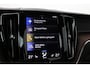Volvo XC60 2.0 Recharge T6 AWD Inscription | ACC | Luchtvering | Panoramadak | Trekhaak | 360° Camera | Harman/Kardon | Massage | Head-Up