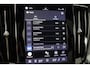 Volvo V60 T8 Plug-in hybrid Ultimate Dark | HEICO Sportuitlaat | 20 Inch Polestar | Panoramadak | Head-Up | 360° Camera