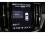 Volvo V60 T8 Plug-in hybrid Ultimate Dark | HEICO Sportuitlaat | 20 Inch Polestar | Panoramadak | Head-Up | 360° Camera