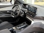 Peugeot 3008 1.2T 130pk Automaat GT | Stoelverwarming | Navigatie | Achteruitrijcamera | Dodehoek detectie | Adaptieve Cruise Control