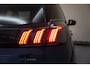 Peugeot 3008 1.6 HYbrid 225pk GT Aut. [ LED Trekhaak Apple/Android Keyless ]