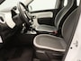 Renault Twingo Z.E. R80 Collection | Climate Control | Met leder bekleed stuurwiel | Pack Look Exterieur 'Jaune Mango' | Digitale radio DAB+ | Bluetooth® handsfree telefoonbediening