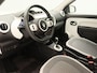 Renault Twingo Z.E. R80 Collection | Climate Control | Met leder bekleed stuurwiel | Pack Look Exterieur 'Jaune Mango' | Digitale radio DAB+ | Bluetooth® handsfree telefoonbediening