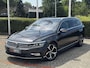Volkswagen Passat Variant 2.0TSI R-Line Business +|IQ|Trekha