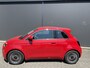Fiat 500 RED 24 kWh Achteruitrijcamera - Apple carplay - Navigatie - Parkeersensor achter - Draadloze telefoonoplader - Airco - Bluetooth - Cruise control - Keyless start - Radio - Stuur multifunctioneel - Elektrische ramen - Led verlichting - Licht metalen velgen 16 inch