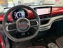 Fiat 500 RED 24 kWh Achteruitrijcamera - Apple carplay - Navigatie - Parkeersensor achter - Draadloze telefoonoplader - Airco - Bluetooth - Cruise control - Keyless start - Radio - Stuur multifunctioneel - Elektrische ramen - Led verlichting - Licht metalen velgen 16 inch