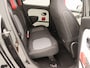 Renault Twingo 1.0 SCe Collection | Airco | Pack Storage Expression | Privacy glass zijruiten achter en achterruit | Pack Look Interieur 'Rouge' | Lederen stuurwiel | Pack Look Exterieur 'Rouge' |