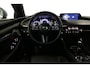 Mazda 3 2.0 e-SkyActiv-X M Hybrid 180 Luxury / Orig. Nederlands / Elektr. verstelbare voorstoel met memory / BOSE Audio / Apple Carplay - Android Auto / HUD / Stoelverwarming / Achteruitrijcamera / Cruise control / Dodehoekdetectie / Black Optic / 18'' LMV / Navigatie