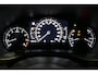 Mazda 3 2.0 e-SkyActiv-X M Hybrid 180 Luxury / Orig. Nederlands / Elektr. verstelbare voorstoel met memory / BOSE Audio / Apple Carplay - Android Auto / HUD / Stoelverwarming / Achteruitrijcamera / Cruise control / Dodehoekdetectie / Black Optic / 18'' LMV / Navigatie