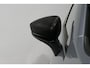 Mazda 3 2.0 e-SkyActiv-X M Hybrid 180 Luxury / Orig. Nederlands / Elektr. verstelbare voorstoel met memory / BOSE Audio / Apple Carplay - Android Auto / HUD / Stoelverwarming / Achteruitrijcamera / Cruise control / Dodehoekdetectie / Black Optic / 18'' LMV / Navigatie