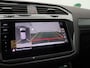 Volkswagen Tiguan 1.5 TSI ACT R-line Highline 150PK DSG R-Line, Panoramadak, Trekhaak, Dynaudio, Head-Up Display, DCC, 360gr. Camera, 20" LM Velgen, Keyless, Elektr. Achterklep, Voorruitverwarming