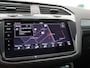 Volkswagen Tiguan 1.5 TSI ACT R-line Highline 150PK DSG R-Line, Panoramadak, Trekhaak, Dynaudio, Head-Up Display, DCC, 360gr. Camera, 20" LM Velgen, Keyless, Elektr. Achterklep, Voorruitverwarming