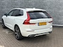 Volvo XC60 2.0 T8 Twin Engine AWD R-Design | Plug-in Hybrid (PHEV) | 360 Graden Camera | Trekhaak | Panoramadak | Navigatie | Apple Carplay | Android Auto | Harman Kardon Audio | Stoelverwarming voor en achter | Lichtmetalen Velgen 21 inch