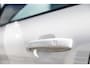 Volvo XC60 2.0 T8 Twin Engine AWD R-Design | Plug-in Hybrid (PHEV) | 360 Graden Camera | Trekhaak | Panoramadak | Navigatie | Apple Carplay | Android Auto | Harman Kardon Audio | Stoelverwarming voor en achter | Lichtmetalen Velgen 21 inch