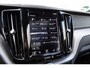 Volvo XC60 2.0 T8 Twin Engine AWD R-Design | Plug-in Hybrid (PHEV) | 360 Graden Camera | Trekhaak | Panoramadak | Navigatie | Apple Carplay | Android Auto | Harman Kardon Audio | Stoelverwarming voor en achter | Lichtmetalen Velgen 21 inch