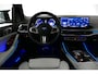 BMW X5 xDrive50e M Sport / M Bodykit / Achterasbesturing / Panoramadak / Elektr. verstelbare voorstoelen + memory / Softclose / Luchtvering / Elektr. wegklapbare trekhaak / HUD Professional / Harman Kardon Surround Sound / 22'' LMV / Ambienteverlichting / Stoelverwarming V+ A / Achteruitrijcamera / Shadow Line