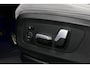 BMW X5 xDrive50e M Sport / M Bodykit / Achterasbesturing / Panoramadak / Elektr. verstelbare voorstoelen + memory / Softclose / Luchtvering / Elektr. wegklapbare trekhaak / HUD Professional / Harman Kardon Surround Sound / 22'' LMV / Ambienteverlichting / Stoelverwarming V+ A / Achteruitrijcamera / Shadow Line