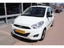 Hyundai i10 1.1 i-Drive Cool Goed onderhouden, mooi navigatie scherm.