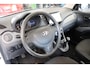 Hyundai i10 1.1 i-Drive Cool Goed onderhouden, mooi navigatie scherm.