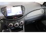 Hyundai i10 1.1 i-Drive Cool Goed onderhouden, mooi navigatie scherm.