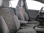 Volkswagen ID.4 Pro Business 79 kWh 286PK | 5 jaar fabrieksgarantie | Navigatie | Warmtepomp | Trekhaak | Keyless entry |
