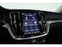 Volvo V60 2.0 T6 Plug-in hybrid AWD Plus Dark | Forest Lake | Pano | Head-Up | Harman Kardon | 360cam | Pilot Assist | Stoel-Stuurverw.