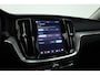 Volvo V60 2.0 T6 Plug-in hybrid AWD Plus Dark | Forest Lake | Pano | Head-Up | Harman Kardon | 360cam | Pilot Assist | Stoel-Stuurverw.