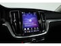 Volvo V60 2.0 T6 Plug-in hybrid AWD Plus Dark | Forest Lake | Pano | Head-Up | Harman Kardon | 360cam | Pilot Assist | Stoel-Stuurverw.