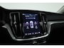 Volvo V60 2.0 T6 Plug-in hybrid AWD Plus Dark | Forest Lake | Pano | Head-Up | Harman Kardon | 360cam | Pilot Assist | Stoel-Stuurverw.